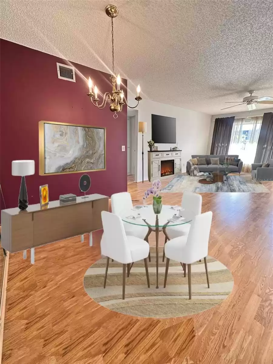 (virtually staged) Dining/Livingroom