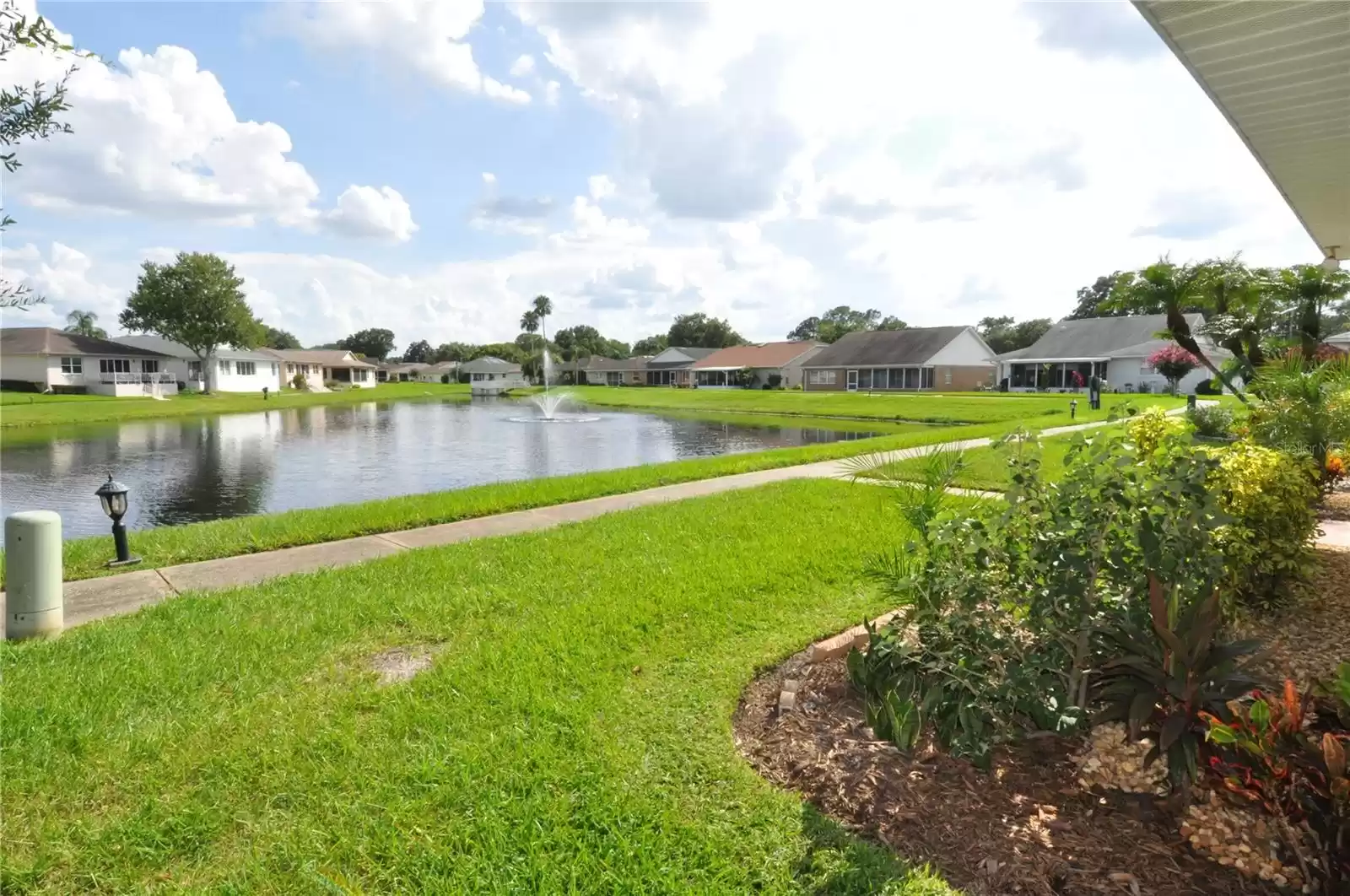 2260 SILVER LAKES DRIVE, LAKELAND, Florida 33810, 2 Bedrooms Bedrooms, ,2 BathroomsBathrooms,Residential,For Sale,SILVER LAKES,MFRL4943537