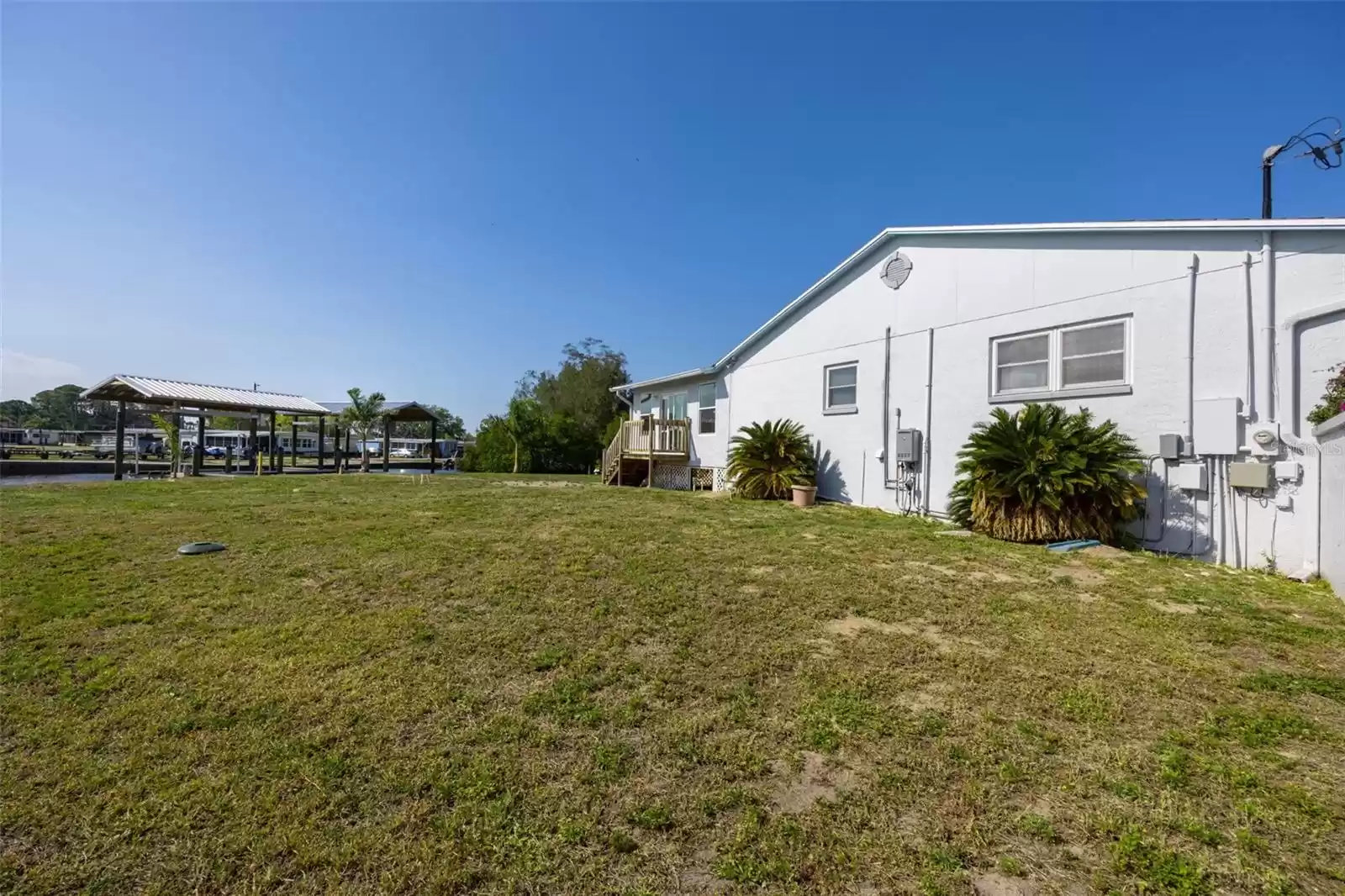 821 WHITE HERON BOULEVARD, RUSKIN, Florida 33570, 3 Bedrooms Bedrooms, ,2 BathroomsBathrooms,Residential,For Sale,WHITE HERON,MFRT3514988