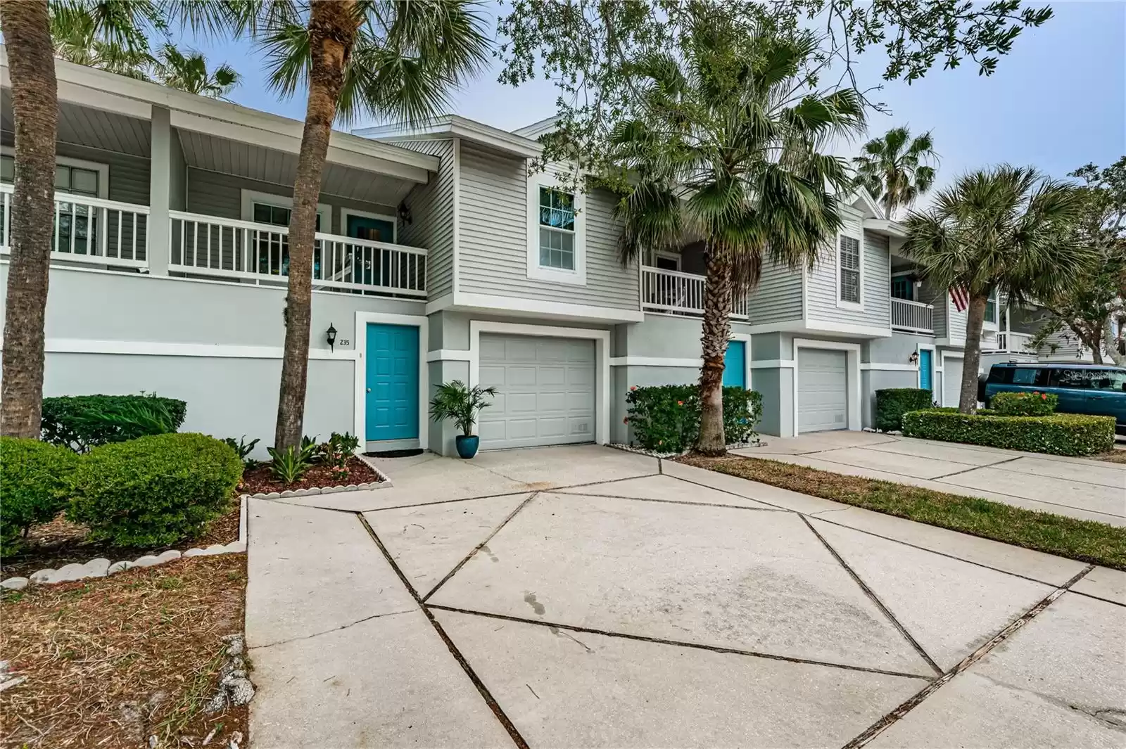 235 NAUTILUS WAY, TREASURE ISLAND, Florida 33706, 2 Bedrooms Bedrooms, ,2 BathroomsBathrooms,Residential,For Sale,NAUTILUS,MFRU8236141