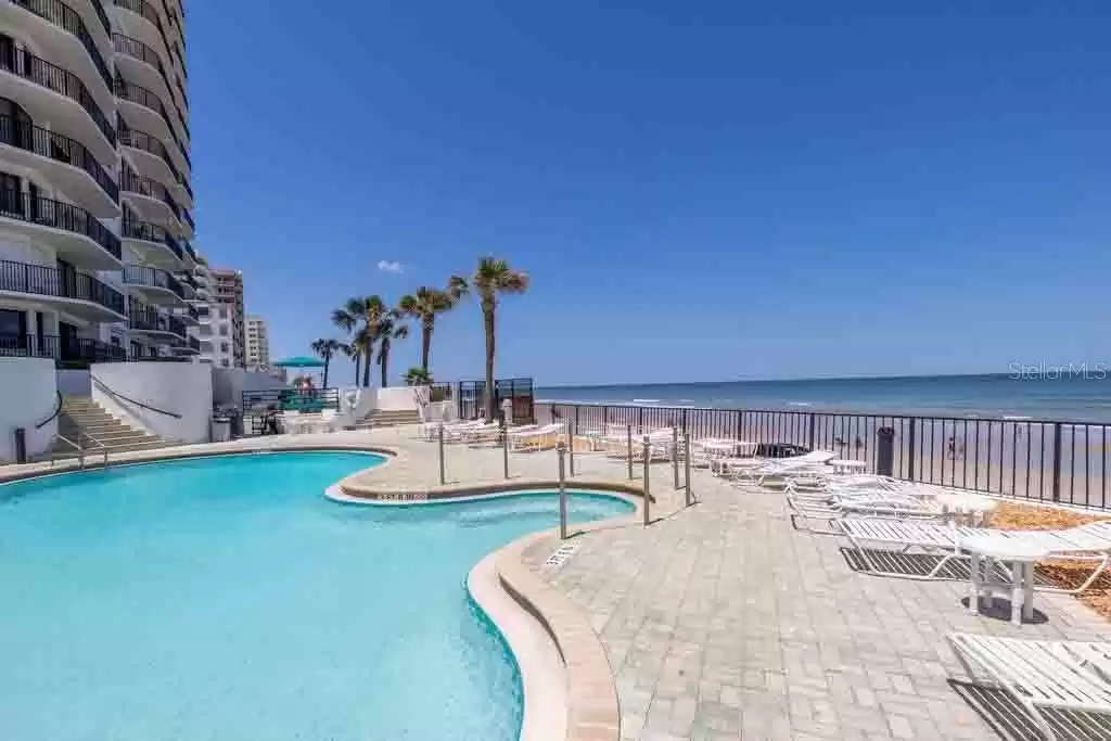 3757 ATLANTIC AVENUE, DAYTONA BEACH SHORES, Florida 32118, 3 Bedrooms Bedrooms, ,2 BathroomsBathrooms,Residential,For Sale,ATLANTIC,MFRO6191865