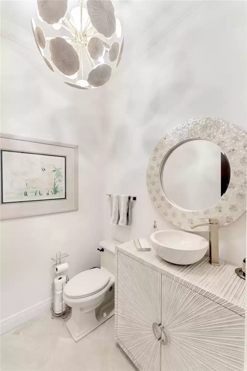 A fresh powder bath for guests