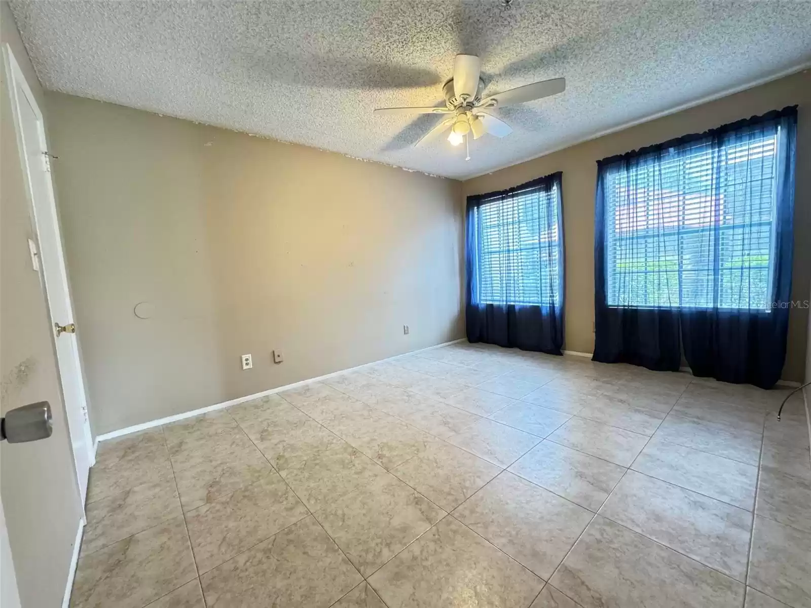 249 AFTON SQUARE, ALTAMONTE SPRINGS, Florida 32714, 2 Bedrooms Bedrooms, ,1 BathroomBathrooms,Residential,For Sale,AFTON,MFRO6192593