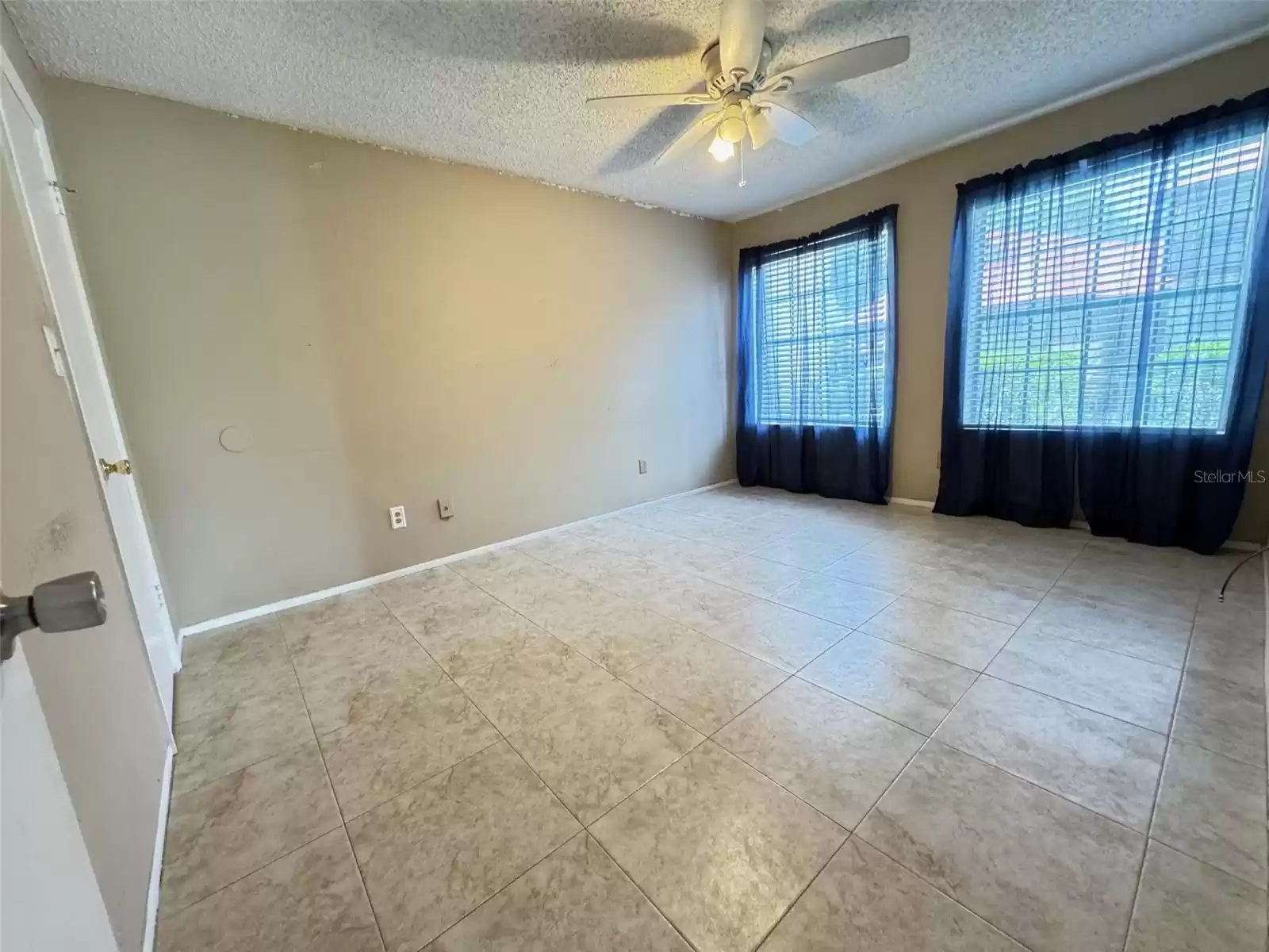 249 AFTON SQUARE, ALTAMONTE SPRINGS, Florida 32714, 2 Bedrooms Bedrooms, ,1 BathroomBathrooms,Residential,For Sale,AFTON,MFRO6192593