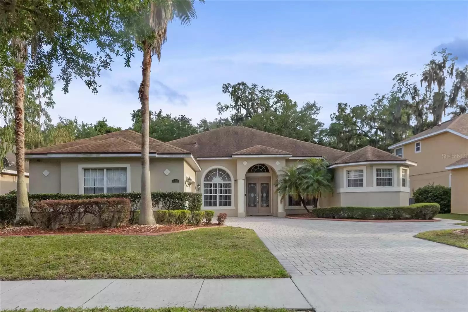 2350 RAMBLING OAKS WAY, KISSIMMEE, Florida 34746, 5 Bedrooms Bedrooms, ,3 BathroomsBathrooms,Residential,For Sale,RAMBLING OAKS,MFRO6192562