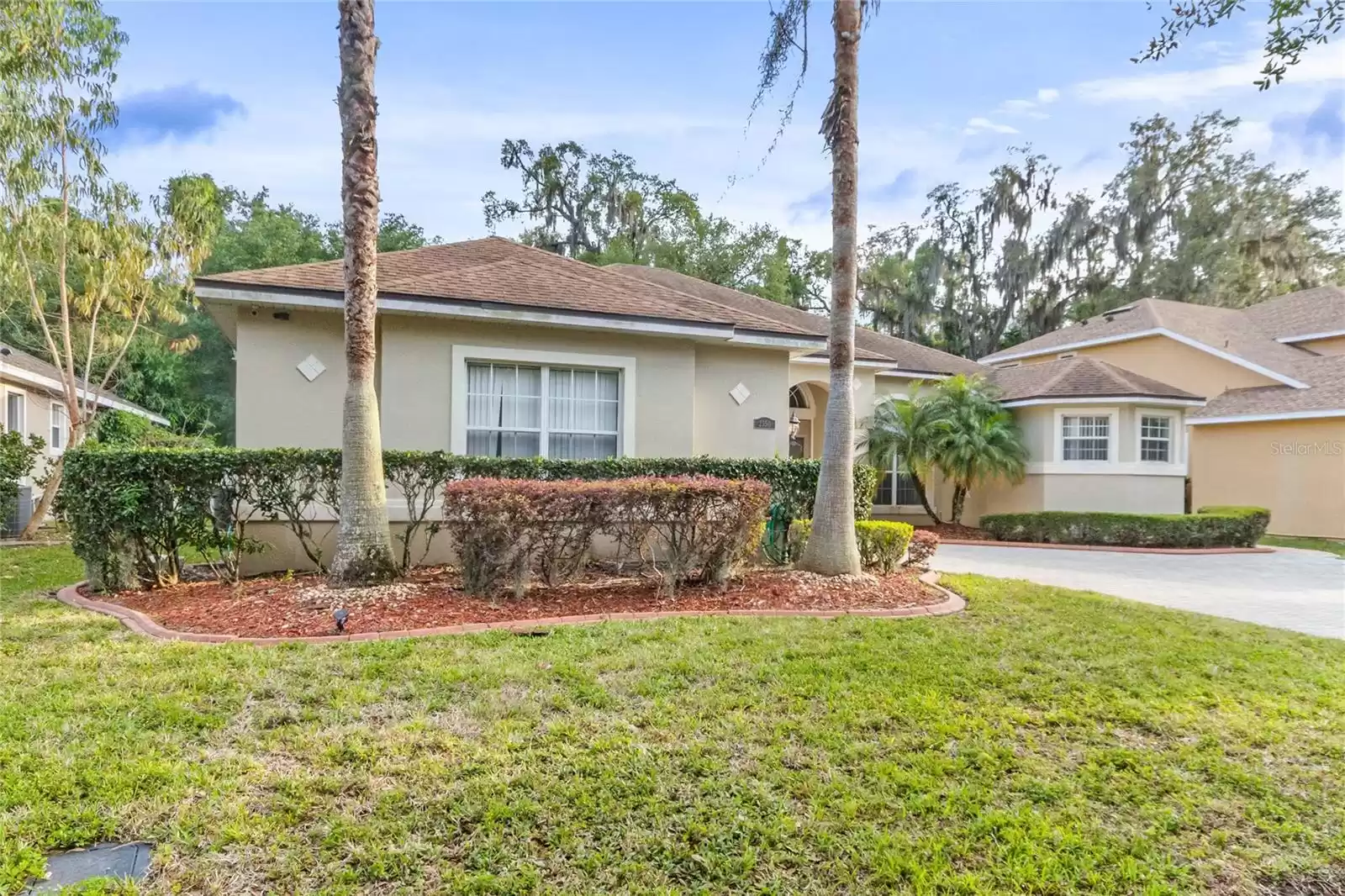 2350 RAMBLING OAKS WAY, KISSIMMEE, Florida 34746, 5 Bedrooms Bedrooms, ,3 BathroomsBathrooms,Residential,For Sale,RAMBLING OAKS,MFRO6192562