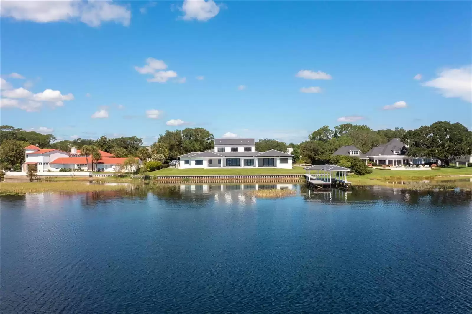 10821 BAYSHORE DRIVE, WINDERMERE, Florida 34786, 4 Bedrooms Bedrooms, ,4 BathroomsBathrooms,Residential,For Sale,BAYSHORE,MFRO6189960