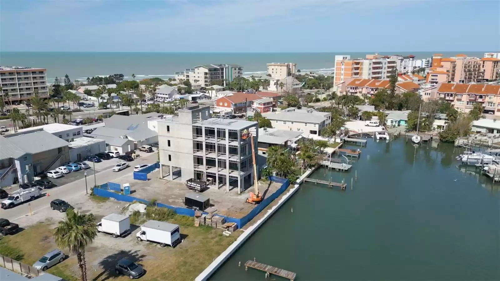 13015 PELICAN LANE, MADEIRA BEACH, Florida 33708, 9 Bedrooms Bedrooms, ,8 BathroomsBathrooms,Residential,For Sale,PELICAN,MFRU8237381