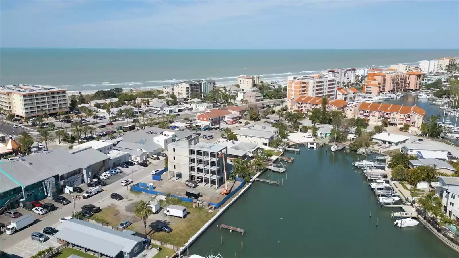 13015 PELICAN LANE, MADEIRA BEACH, Florida 33708, 9 Bedrooms Bedrooms, ,8 BathroomsBathrooms,Residential,For Sale,PELICAN,MFRU8237381