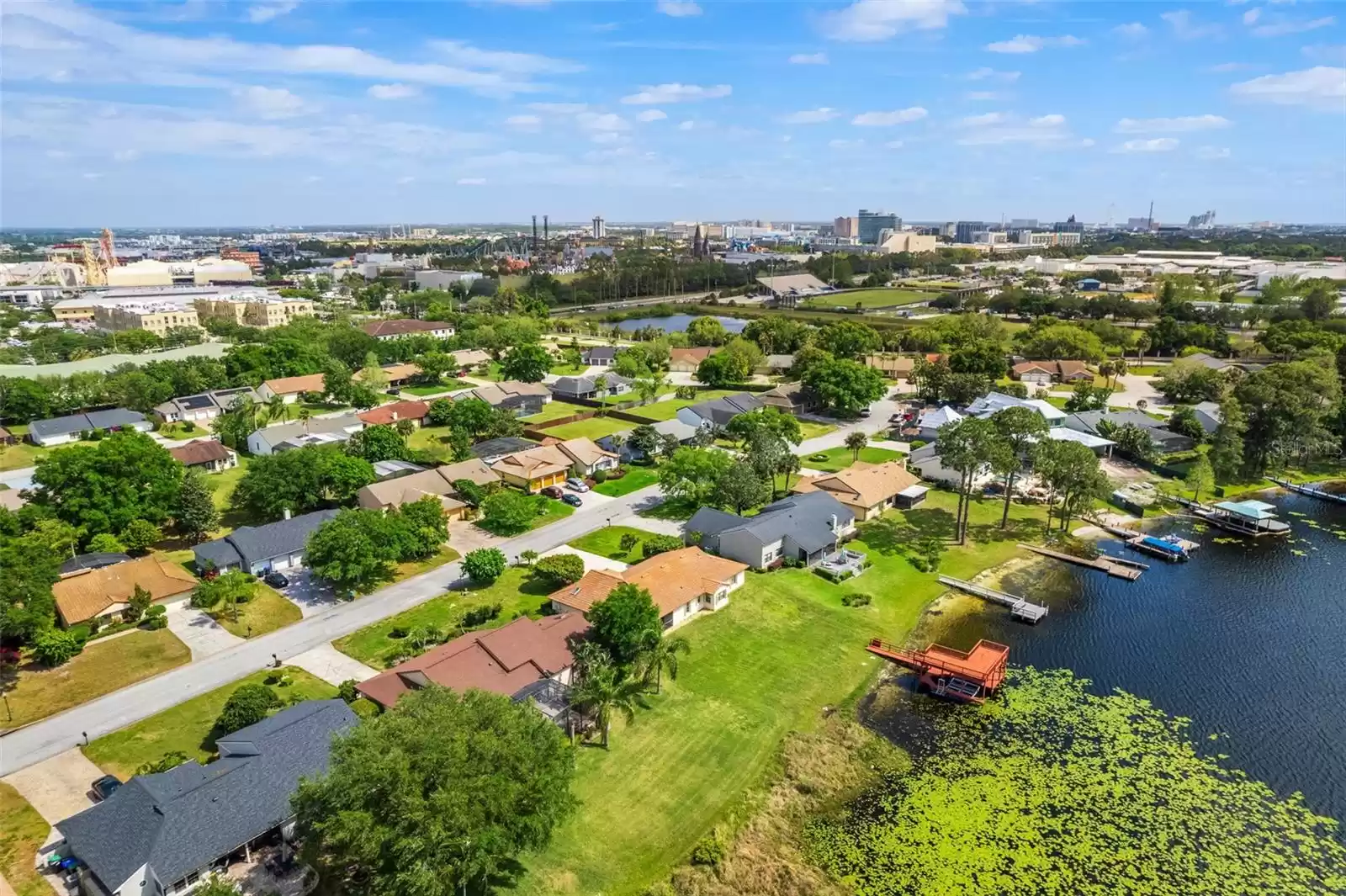 6024 SHORE LINE DRIVE, ORLANDO, Florida 32819, 4 Bedrooms Bedrooms, ,3 BathroomsBathrooms,Residential,For Sale,SHORE LINE,MFRO6193147