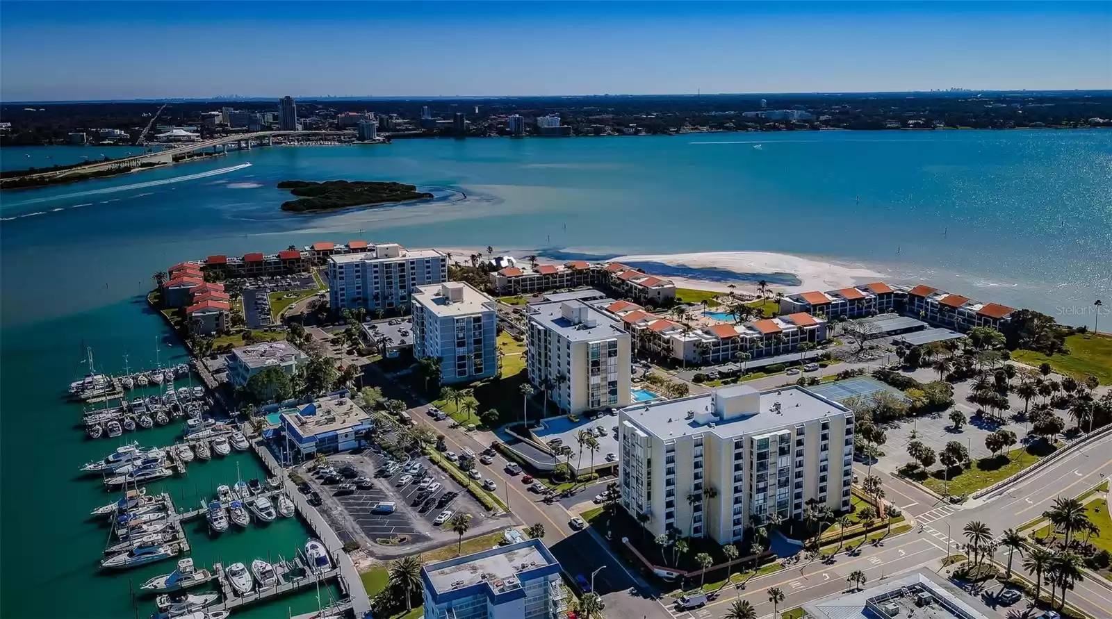 800 GULFVIEW BOULEVARD, CLEARWATER, Florida 33767, 2 Bedrooms Bedrooms, ,2 BathroomsBathrooms,Residential,For Sale,GULFVIEW,MFRU8237423