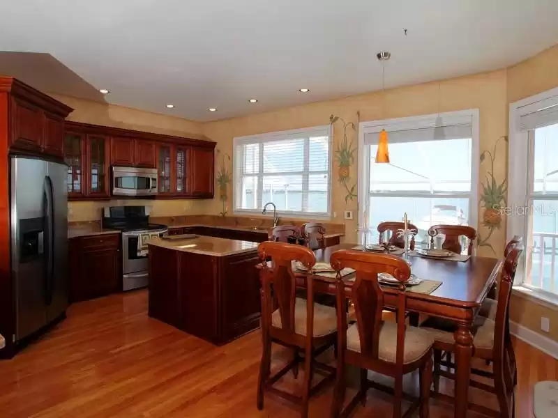 202 SAND KEY ESTATES DRIVE, CLEARWATER BEACH, Florida 33767, 4 Bedrooms Bedrooms, ,3 BathroomsBathrooms,Residential Lease,For Rent,SAND KEY ESTATES,MFRU8234218