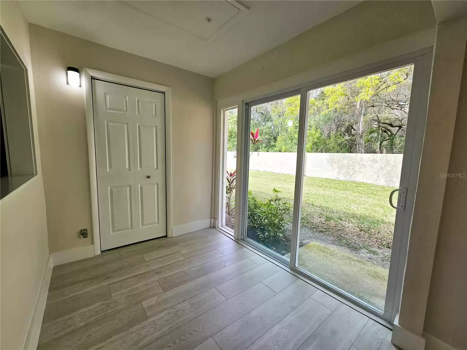 1701 PINEHURST ROAD, DUNEDIN, Florida 34698, 1 Bedroom Bedrooms, ,1 BathroomBathrooms,Residential,For Sale,PINEHURST,MFRU8233112