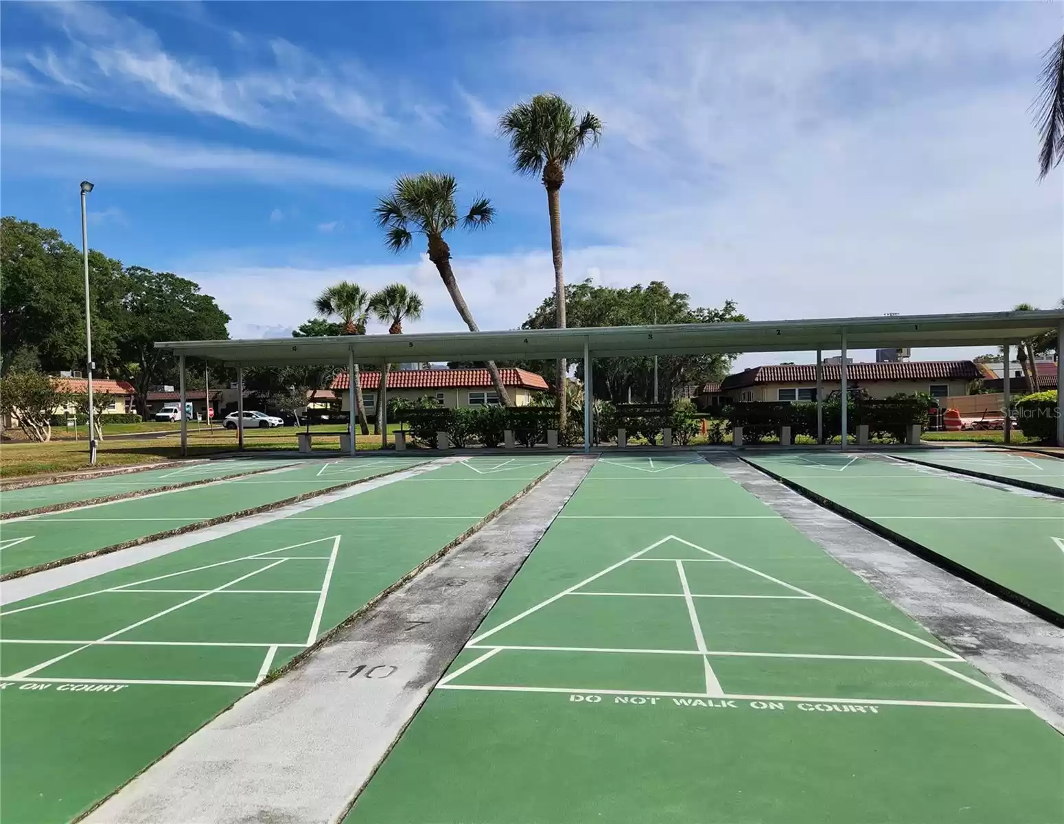 1701 PINEHURST ROAD, DUNEDIN, Florida 34698, 1 Bedroom Bedrooms, ,1 BathroomBathrooms,Residential,For Sale,PINEHURST,MFRU8233112