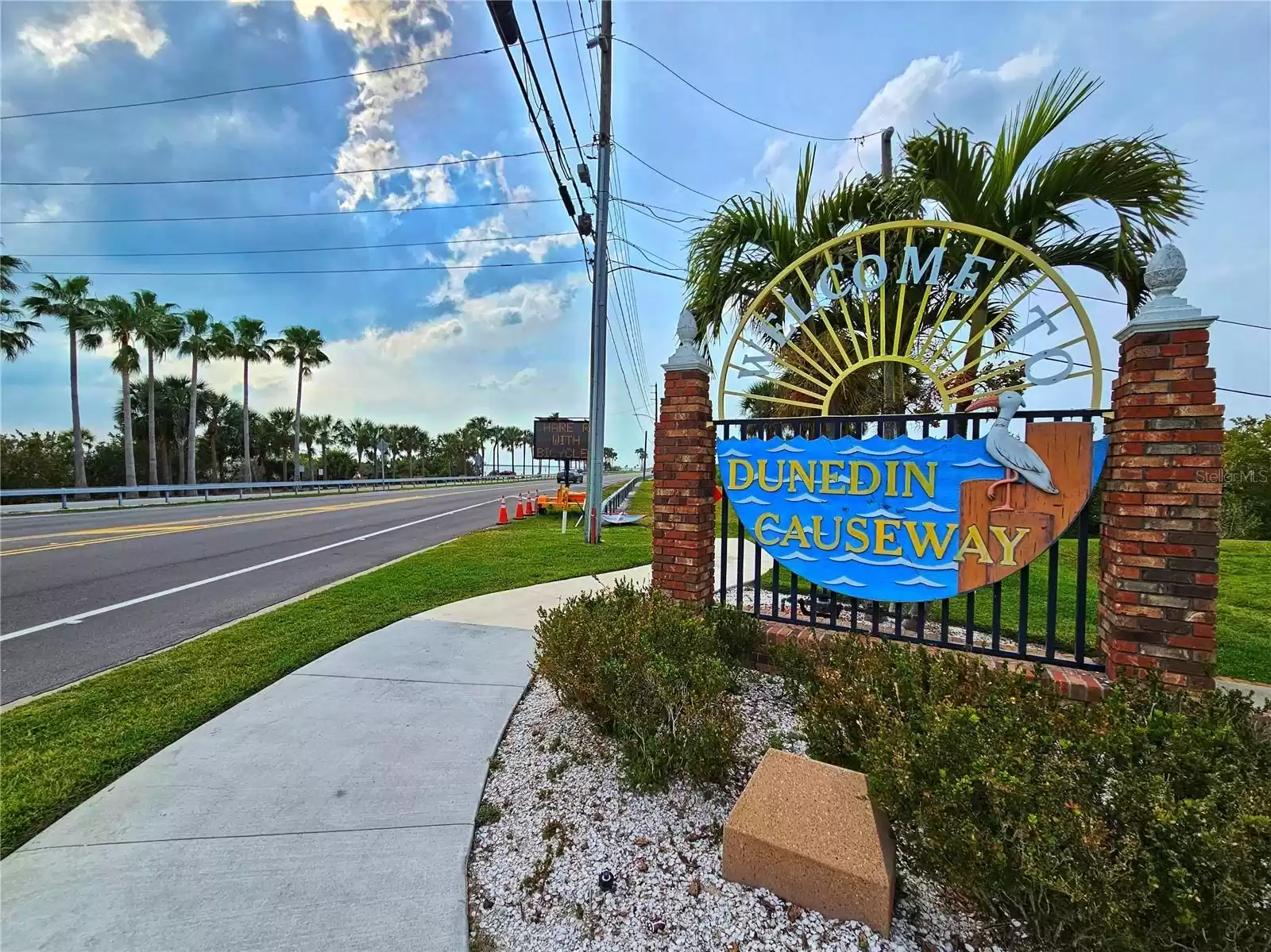 1701 PINEHURST ROAD, DUNEDIN, Florida 34698, 1 Bedroom Bedrooms, ,1 BathroomBathrooms,Residential,For Sale,PINEHURST,MFRU8233112