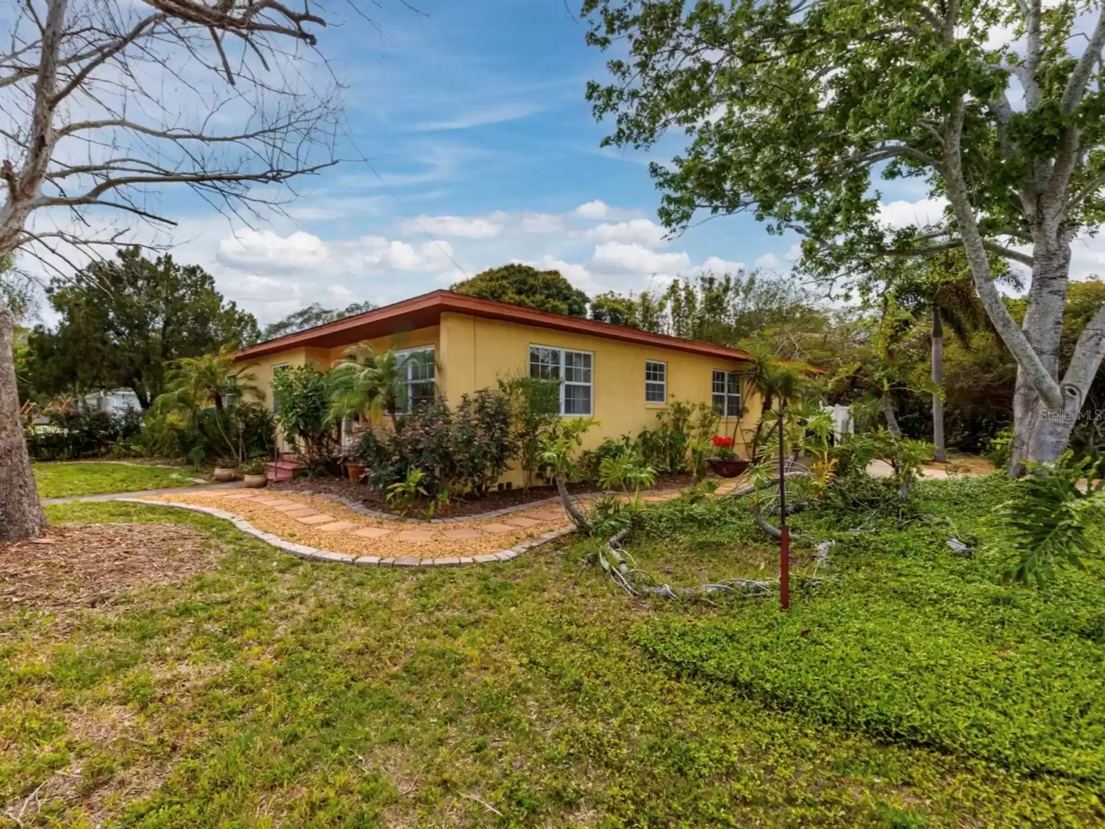 Home Exterior on Large Corner Lot