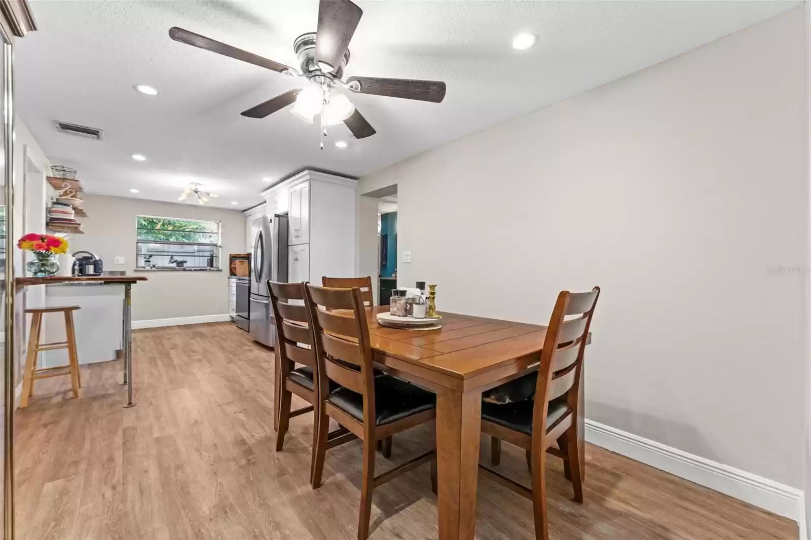 Dining room kitchen combo