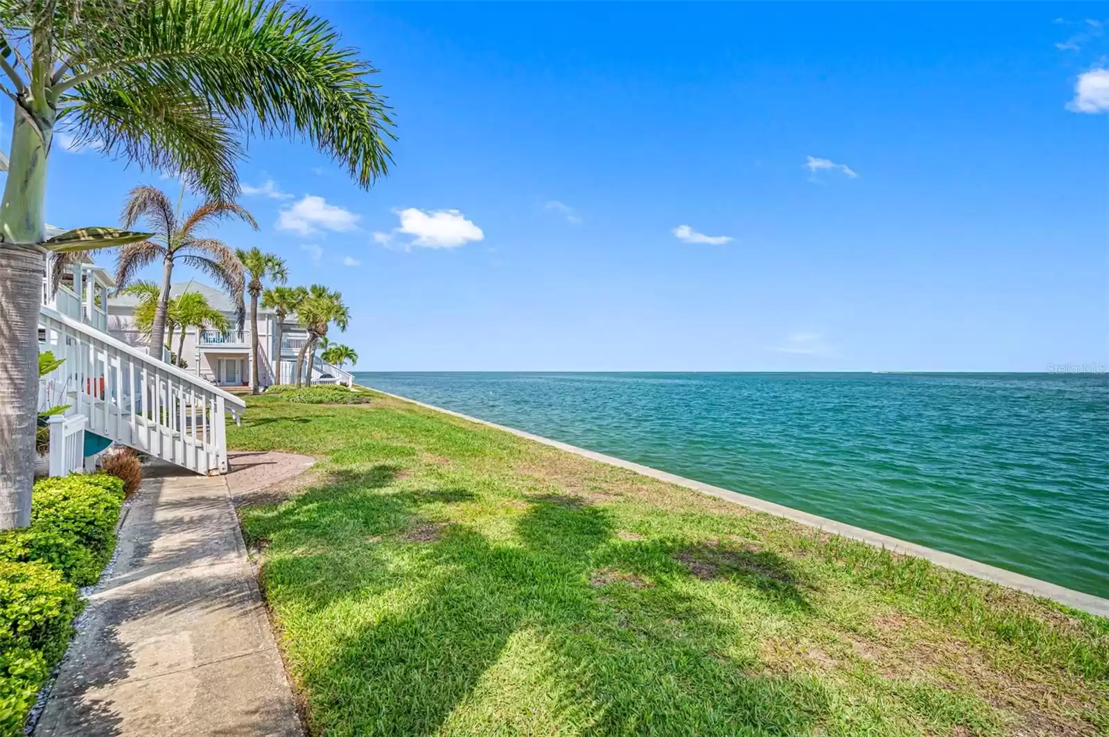 4874 COQUINA KEY DRIVE, ST PETERSBURG, Florida 33705, 1 Bedroom Bedrooms, ,1 BathroomBathrooms,Residential,For Sale,COQUINA KEY,MFRU8238104