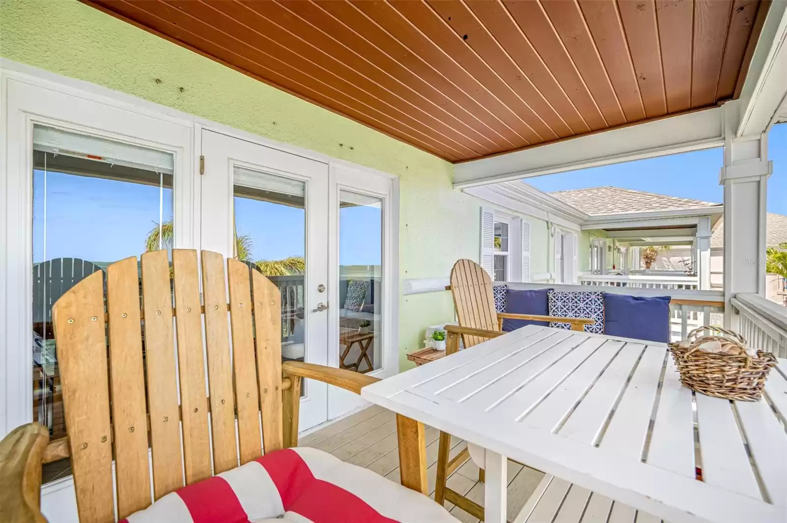 4874 COQUINA KEY DRIVE, ST PETERSBURG, Florida 33705, 1 Bedroom Bedrooms, ,1 BathroomBathrooms,Residential,For Sale,COQUINA KEY,MFRU8238104