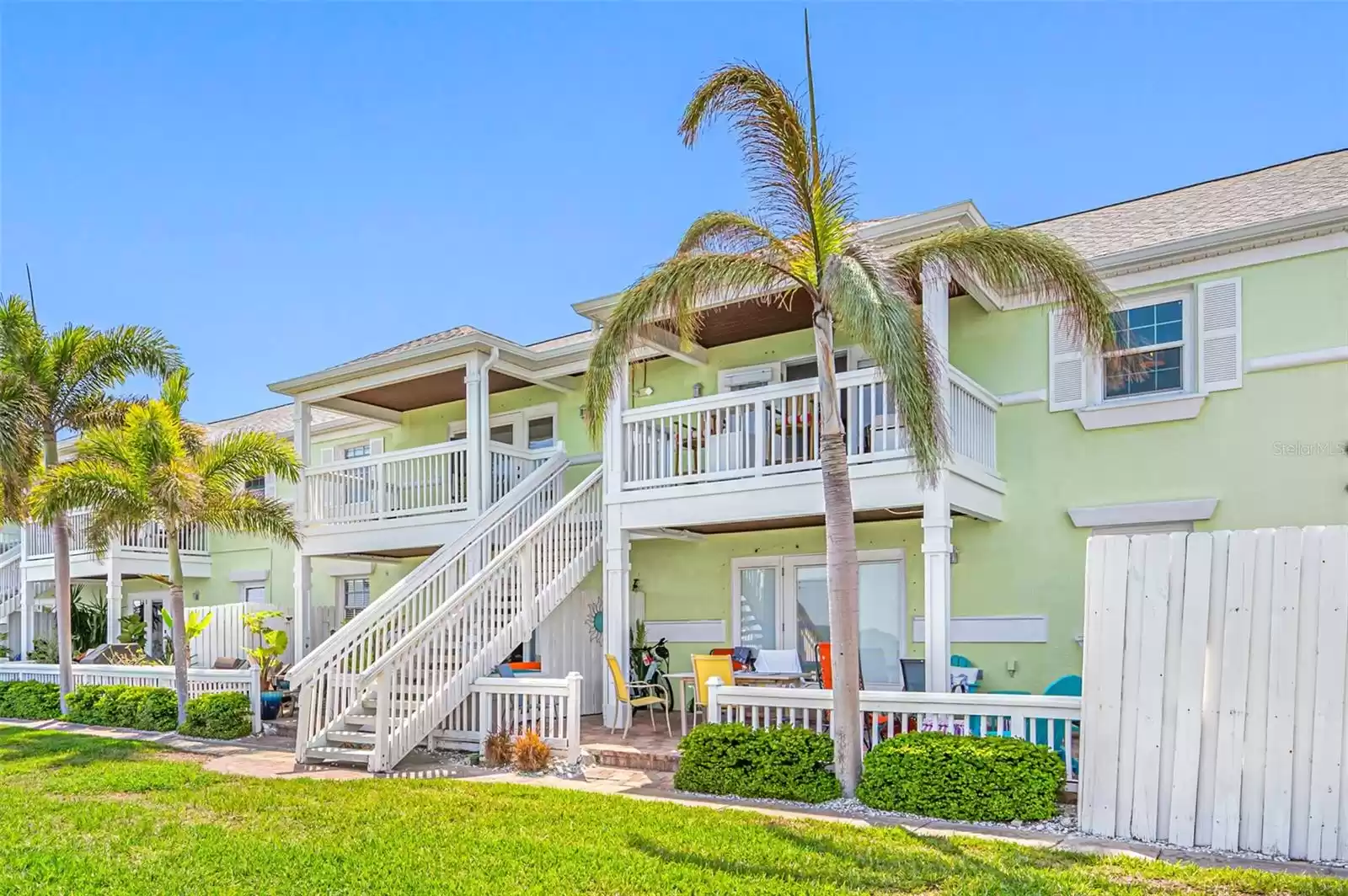 4874 COQUINA KEY DRIVE, ST PETERSBURG, Florida 33705, 1 Bedroom Bedrooms, ,1 BathroomBathrooms,Residential,For Sale,COQUINA KEY,MFRU8238104