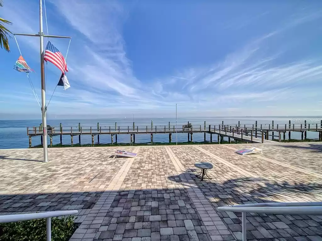 4874 COQUINA KEY DRIVE, ST PETERSBURG, Florida 33705, 1 Bedroom Bedrooms, ,1 BathroomBathrooms,Residential,For Sale,COQUINA KEY,MFRU8238104