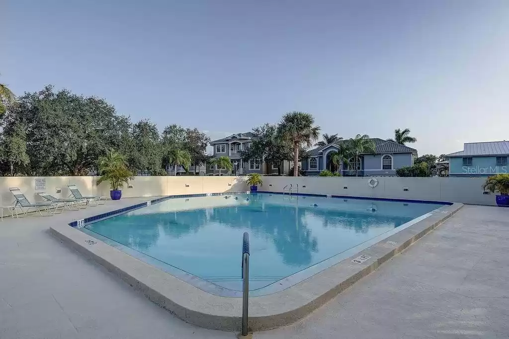 5940 PELICAN BAY PLAZA, GULFPORT, Florida 33707, 3 Bedrooms Bedrooms, ,2 BathroomsBathrooms,Residential,For Sale,PELICAN BAY,MFRA4583711