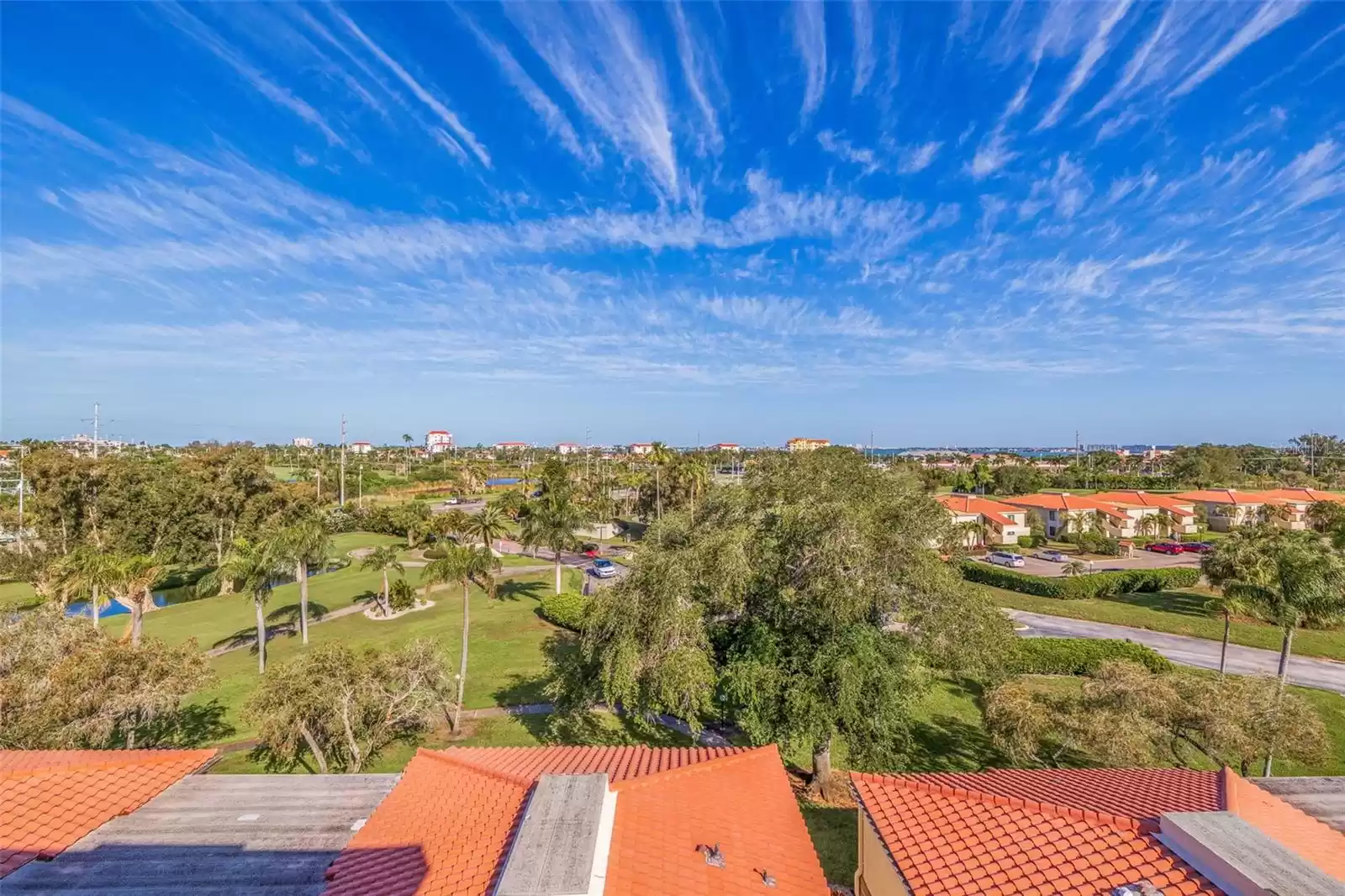 6219 PALMA DEL MAR BOULEVARD, SAINT PETERSBURG, Florida 33715, 2 Bedrooms Bedrooms, ,2 BathroomsBathrooms,Residential,For Sale,PALMA DEL MAR,MFRU8237520