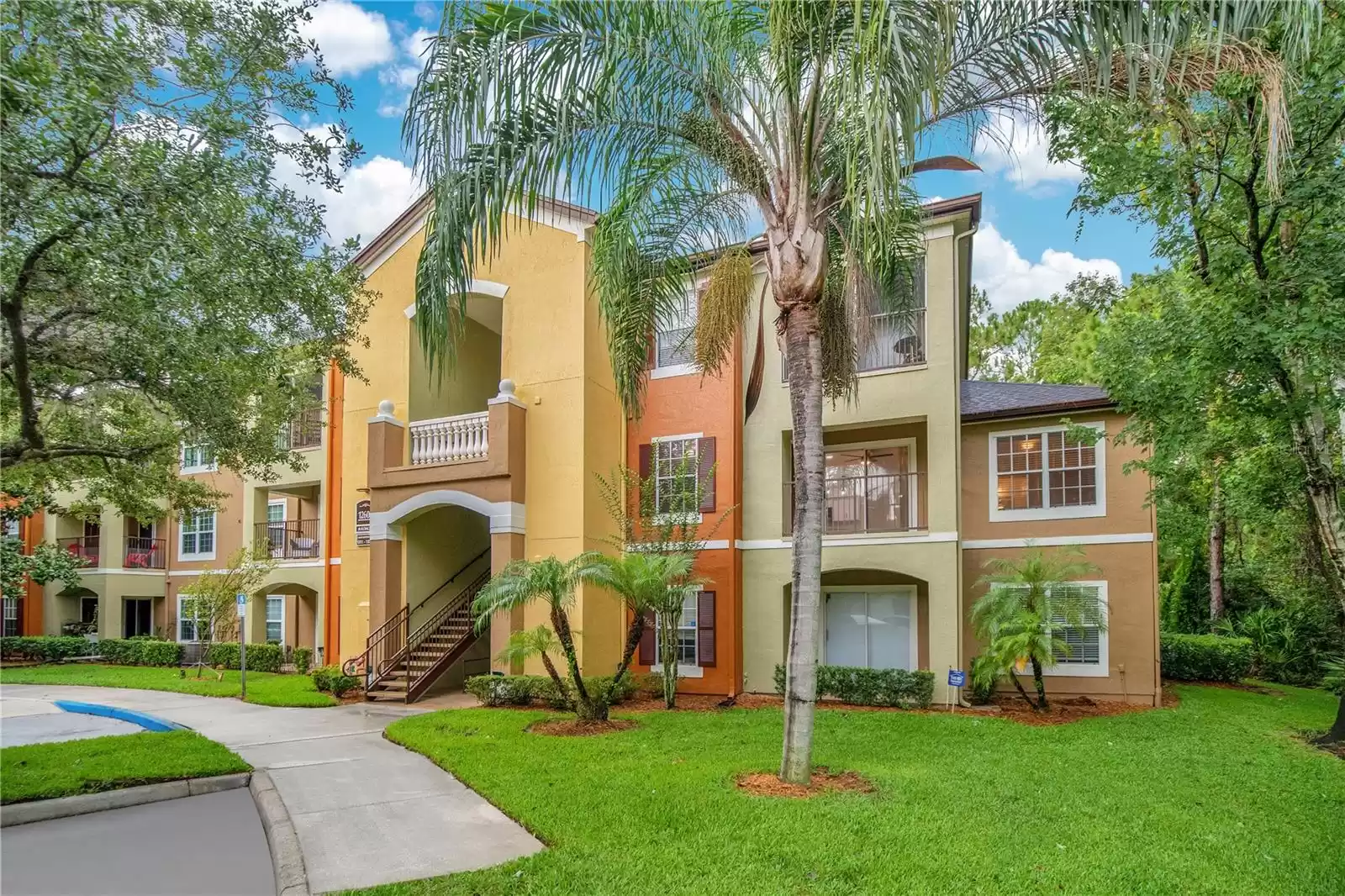 12602 CREST SPRINGS LANE, ORLANDO, Florida 32828, 2 Bedrooms Bedrooms, ,2 BathroomsBathrooms,Residential Lease,For Rent,CREST SPRINGS,MFRO6194085