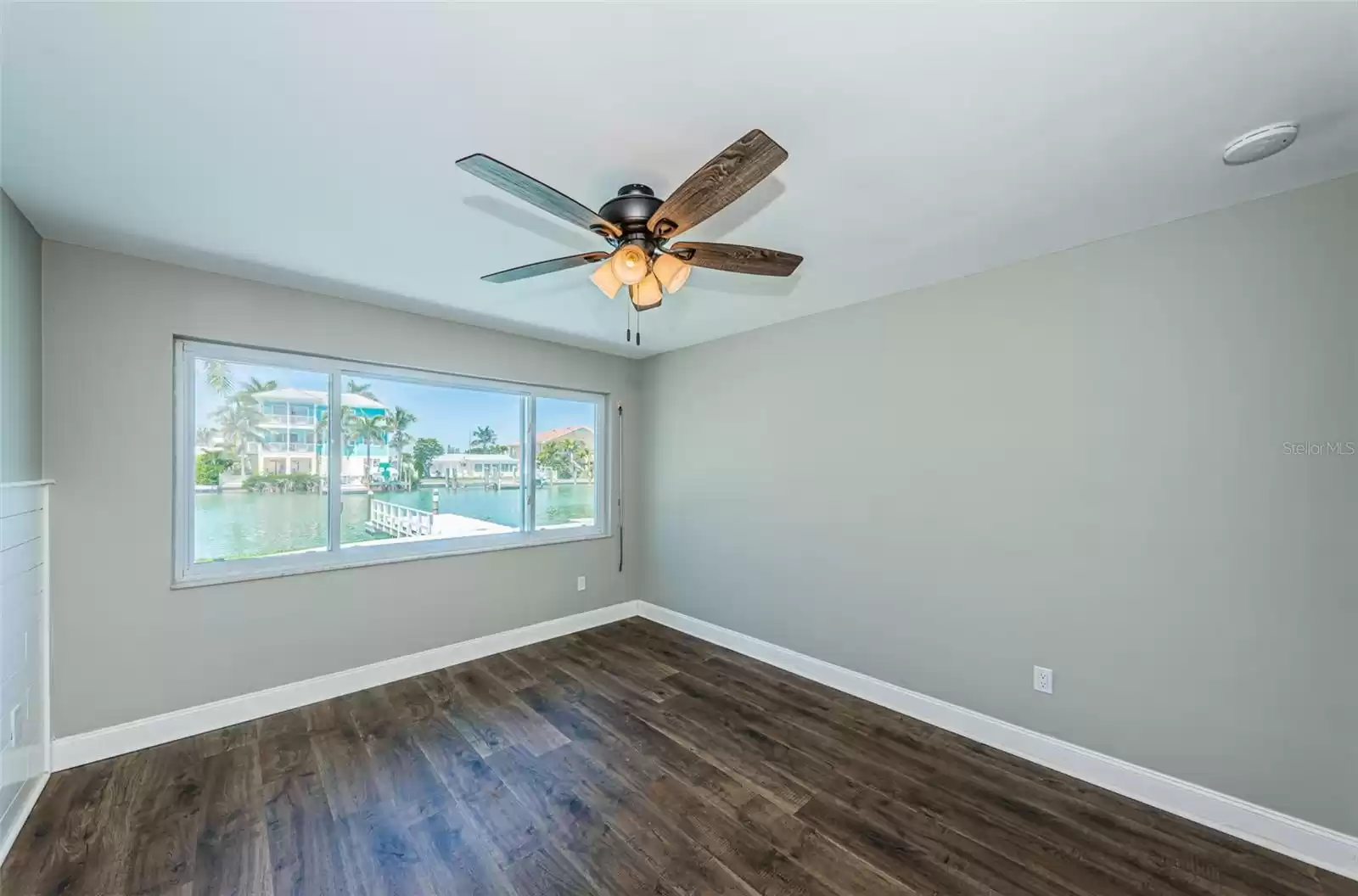 550 JOHNS PASS AVENUE, MADEIRA BEACH, Florida 33708, 3 Bedrooms Bedrooms, ,2 BathroomsBathrooms,Residential,For Sale,JOHNS PASS,MFRU8238484