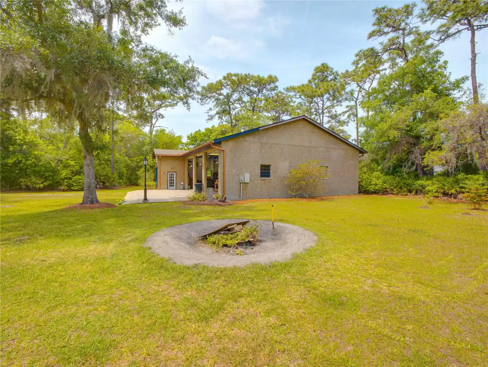 5340 JONES RD, SAINT CLOUD, Florida 34771, 3 Bedrooms Bedrooms, ,2 BathroomsBathrooms,Residential,For Sale,JONES RD,MFRO6195084