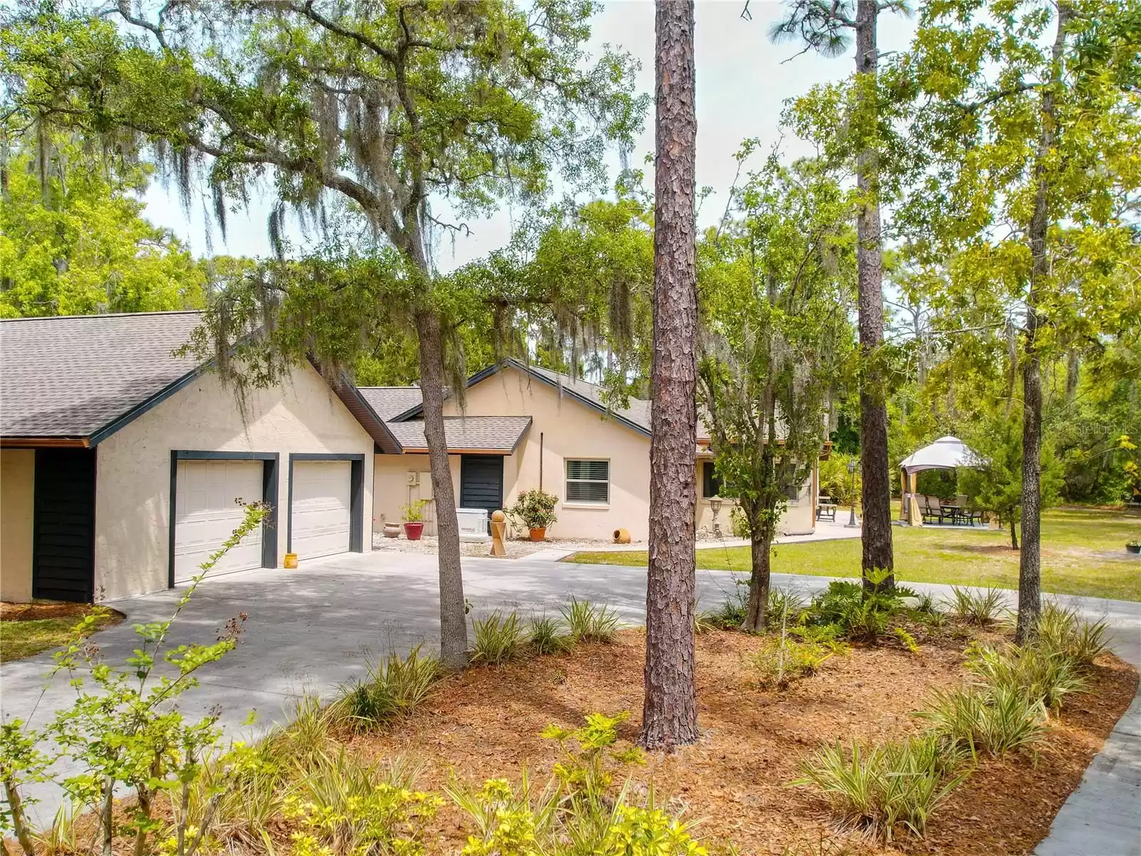 5340 JONES RD, SAINT CLOUD, Florida 34771, 3 Bedrooms Bedrooms, ,2 BathroomsBathrooms,Residential,For Sale,JONES RD,MFRO6195084