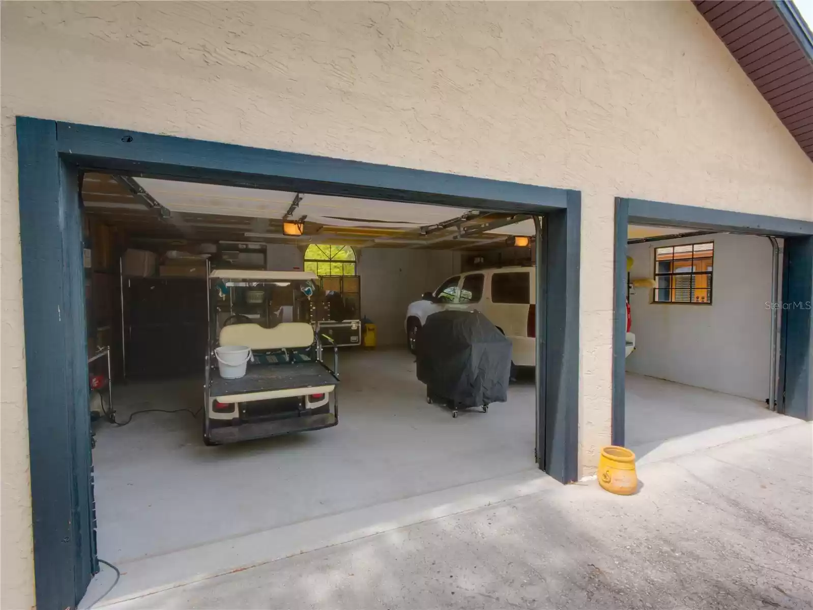 Oversized 30'x25'2.5 car garage next to house.