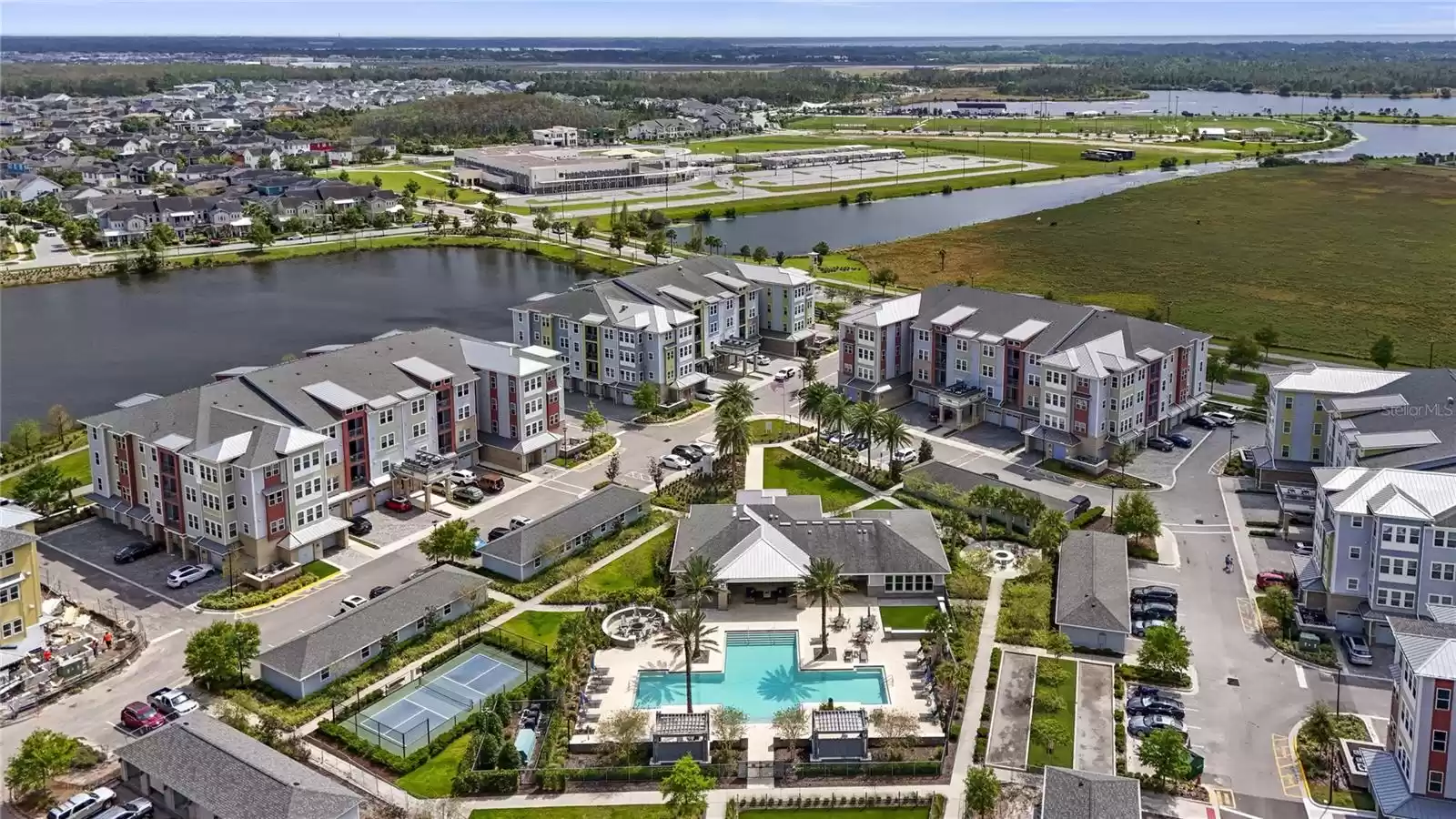 Centrally located just minutes from Medical City, Orlando International Airport, and major highways for easy access to shopping, dining and entertainment.