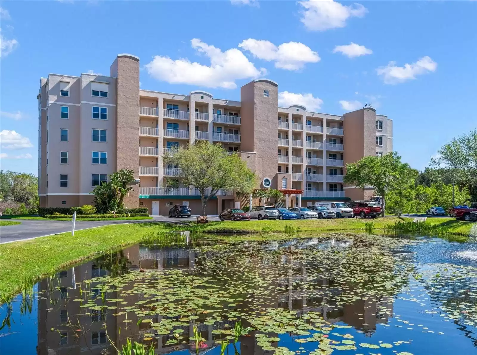 6550 SHORELINE DRIVE, ST PETERSBURG, Florida 33708, 2 Bedrooms Bedrooms, ,2 BathroomsBathrooms,Residential,For Sale,SHORELINE,MFRU8235670