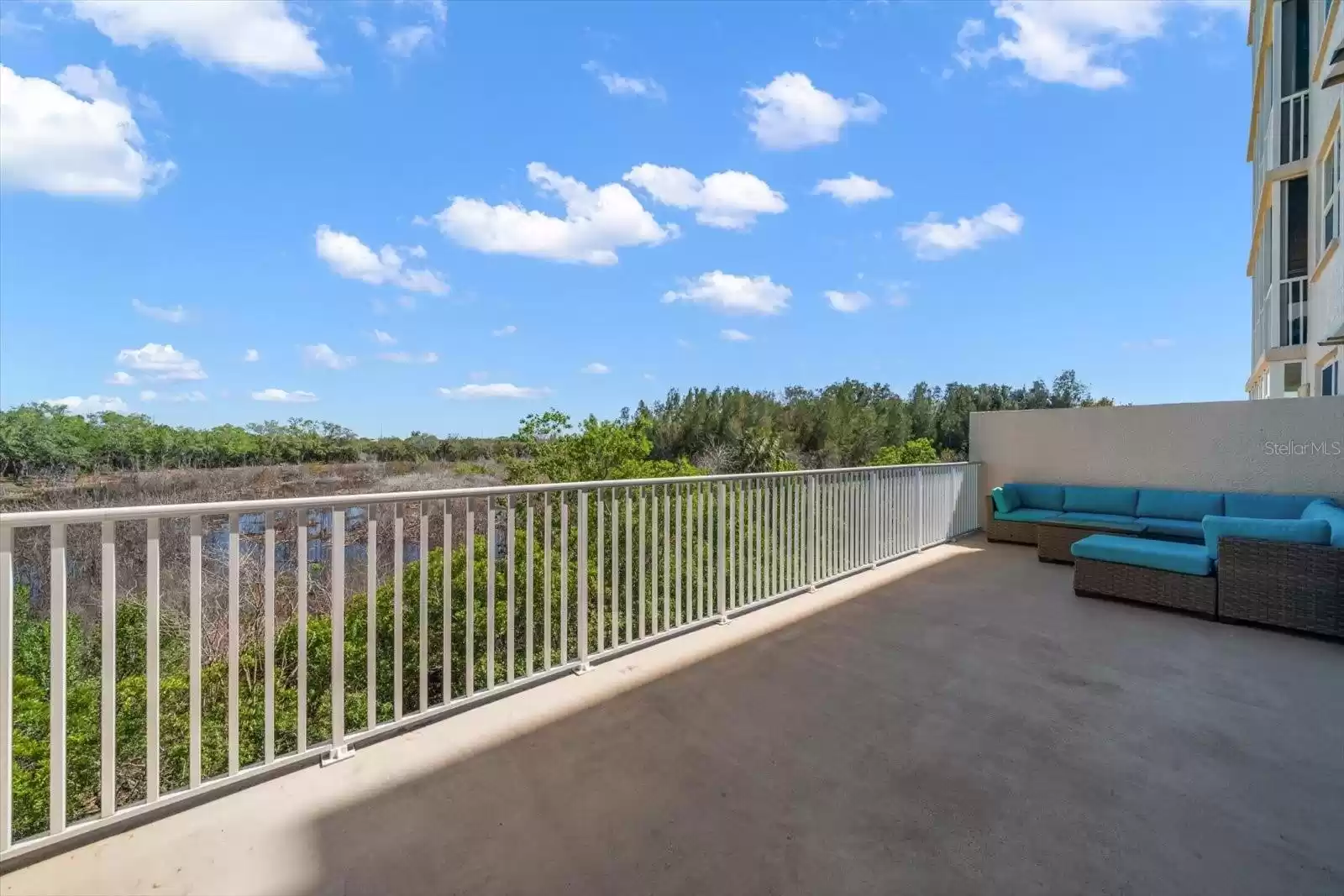 EXCEPTIONALLY LARGE PATIO. ONLY A HANDFULL OF FIRST FLOOR UNITS HAVE THESE.