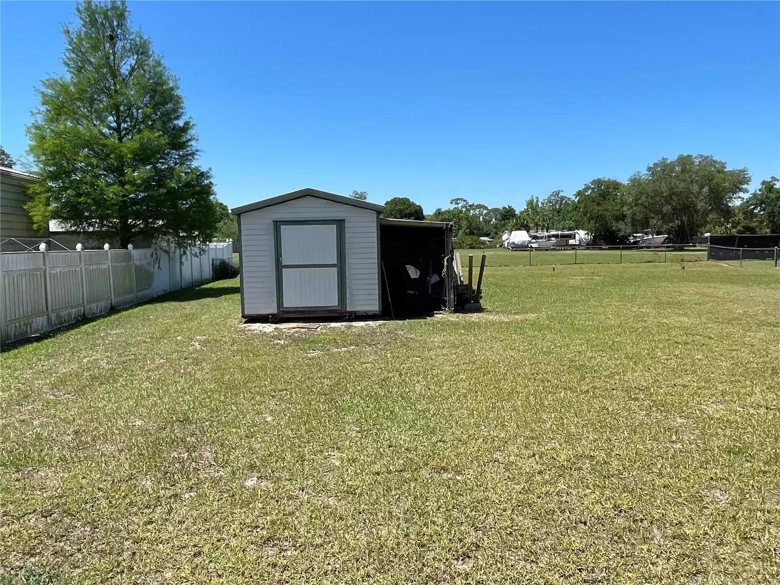 1814 WINCHESTER COURT, SAINT CLOUD, Florida 34771, 3 Bedrooms Bedrooms, ,2 BathroomsBathrooms,Residential,For Sale,WINCHESTER,MFRS5103097