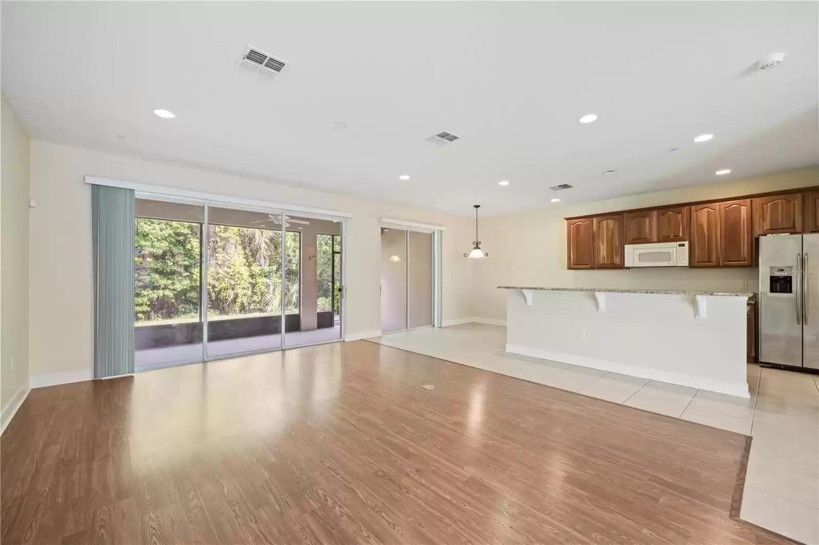 Living Room/Kitchen