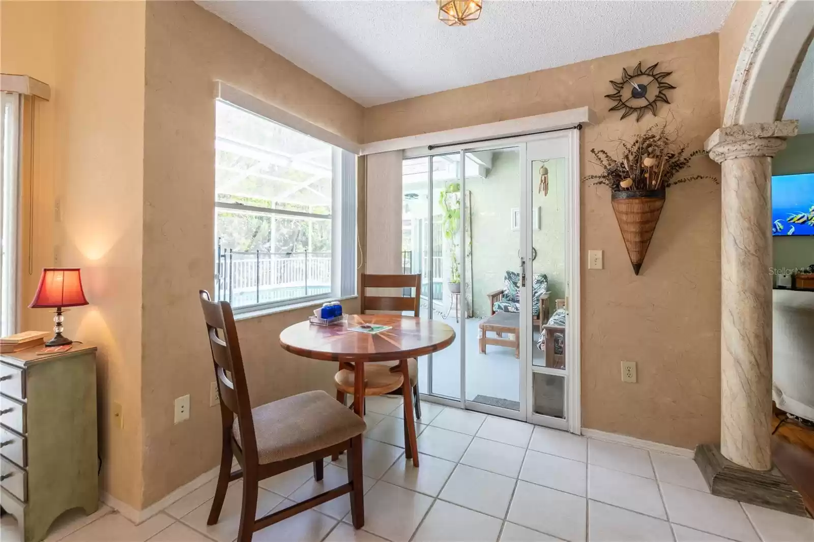 breakfast nook or desk area