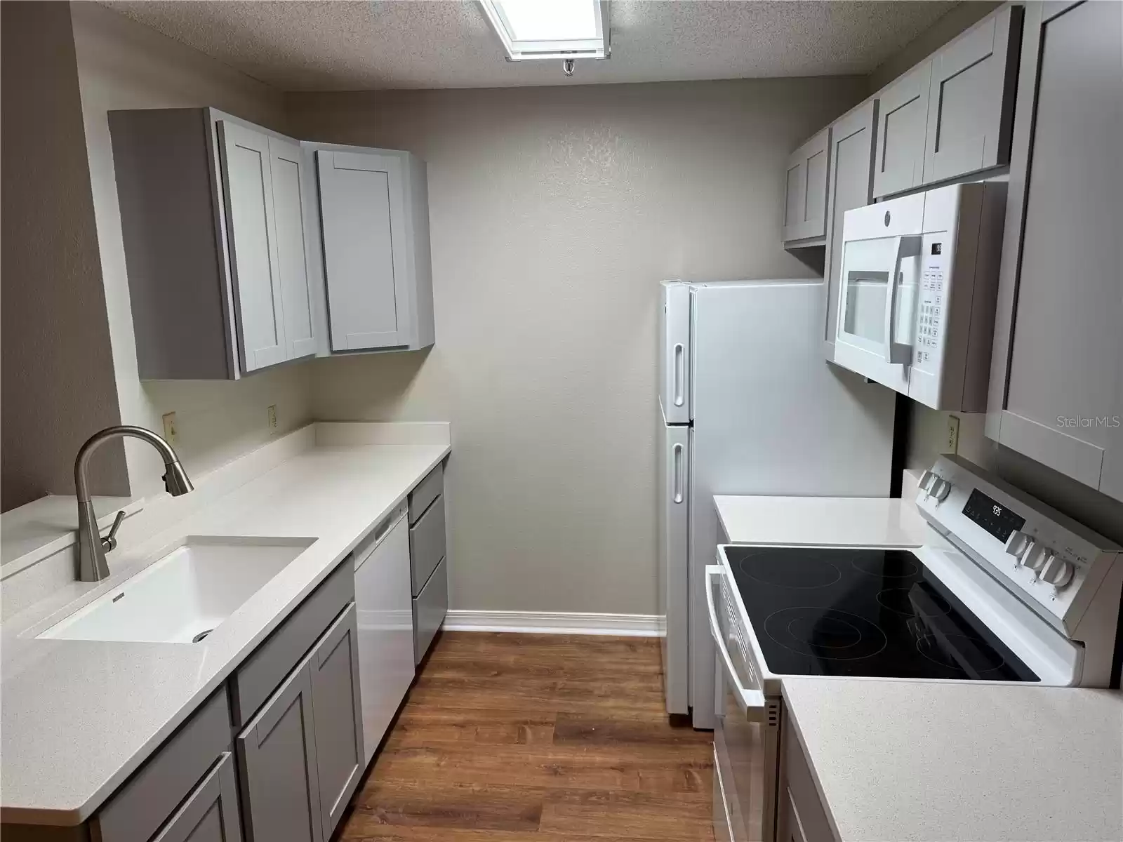 10263 GANDY BOULEVARD, SAINT PETERSBURG, Florida 33702, 1 Bedroom Bedrooms, ,1 BathroomBathrooms,Residential Lease,For Rent,GANDY,MFRU8239749