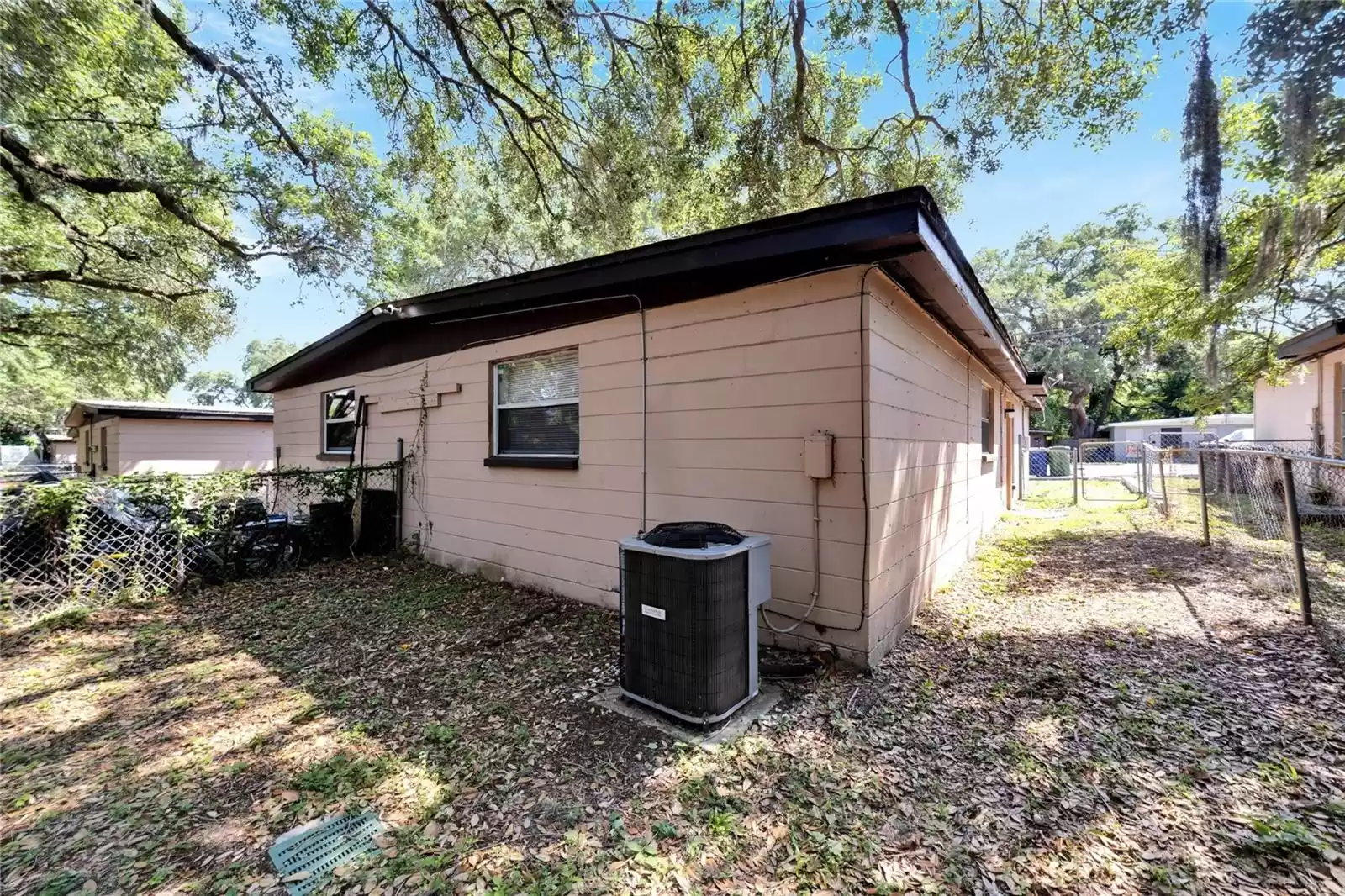 8720 48TH STREET, TAMPA, Florida 33617, 32 Bedrooms Bedrooms, ,Residential Income,For Sale,48TH,MFRT3521135