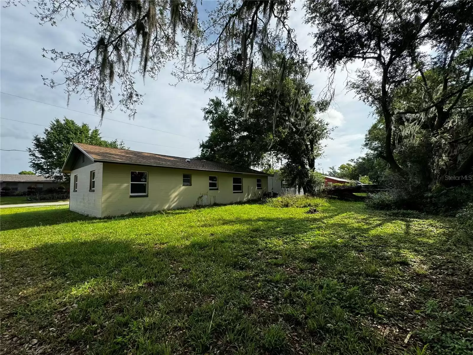 705 GROVE STREET, BOWLING GREEN, Florida 33834, 3 Bedrooms Bedrooms, ,1 BathroomBathrooms,Residential,For Sale,GROVE,MFRL4944206