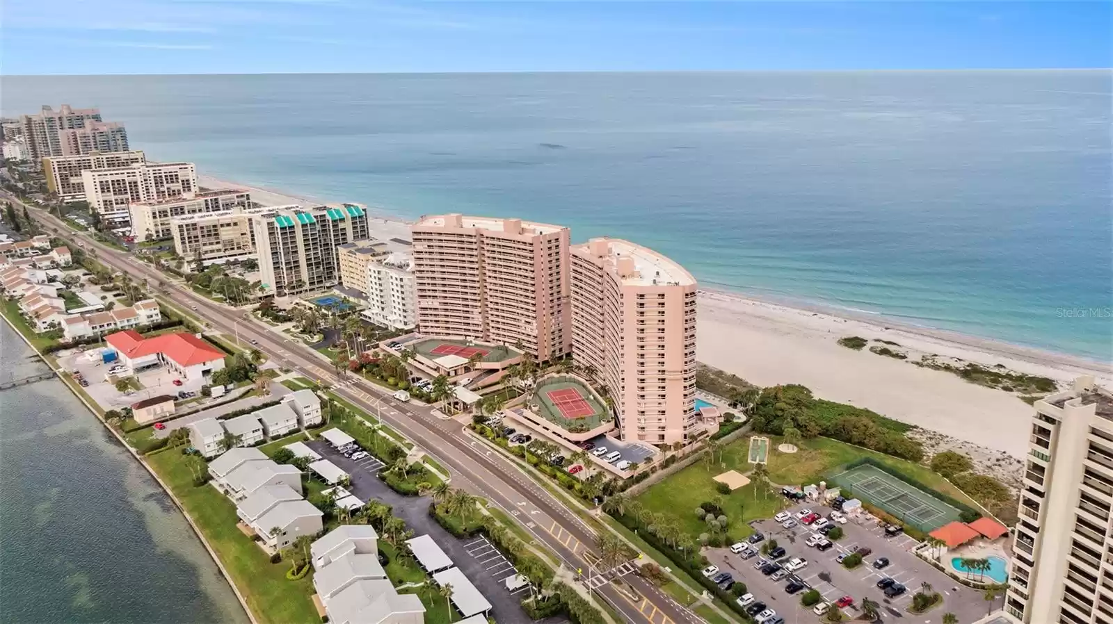 1310 GULF BOULEVARD, CLEARWATER BEACH, Florida 33767, 2 Bedrooms Bedrooms, ,2 BathroomsBathrooms,Residential,For Sale,GULF,MFRT3520425