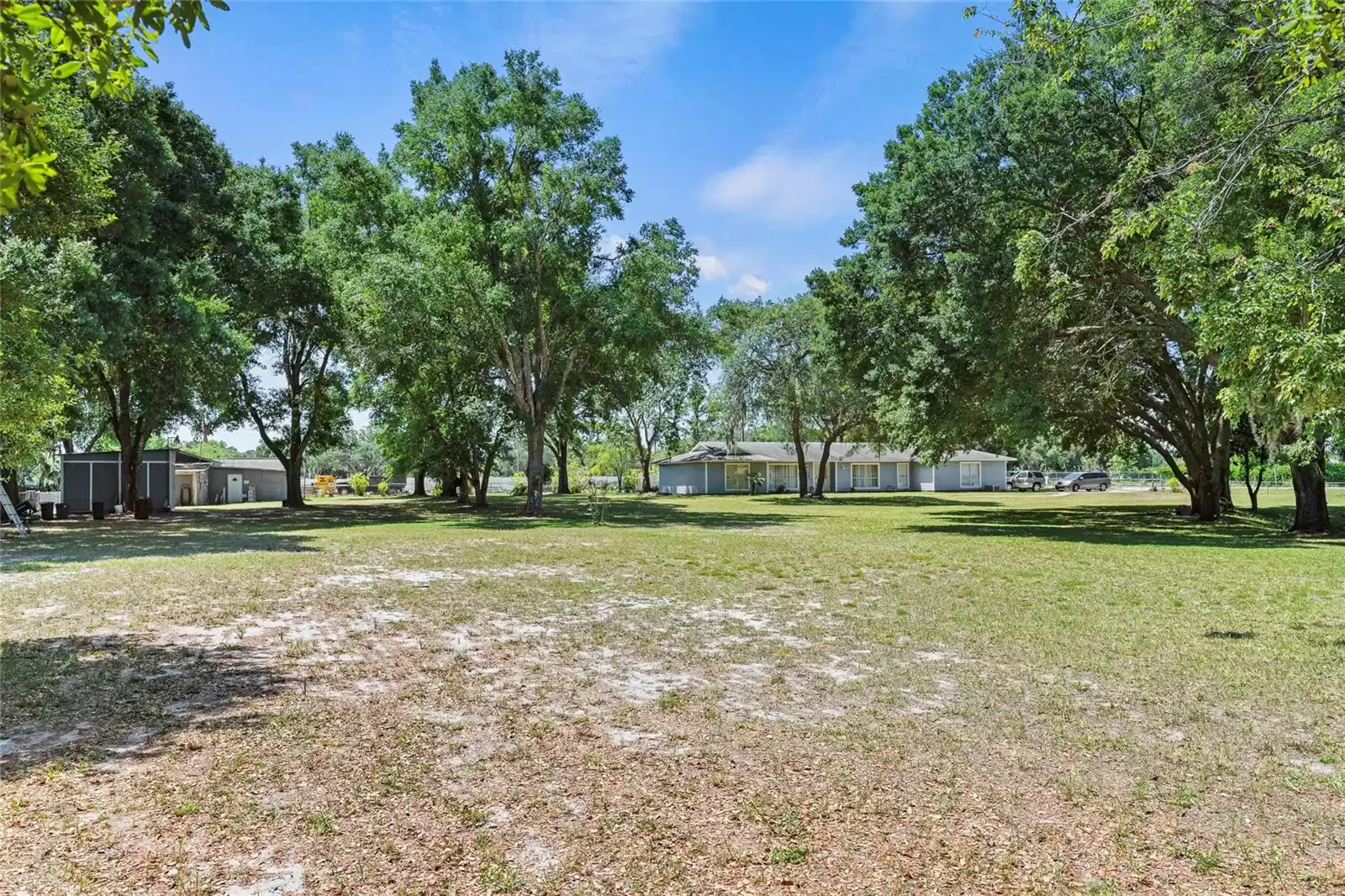 21010 WOLF BRANCH ROAD, MOUNT DORA, Florida 32757, 3 Bedrooms Bedrooms, ,2 BathroomsBathrooms,Residential,For Sale,WOLF BRANCH,MFRG5080564