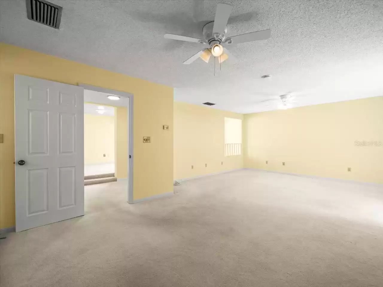 14820 RUE DE BAYONNE, CLEARWATER, Florida 33762, 3 Bedrooms Bedrooms, ,2 BathroomsBathrooms,Residential,For Sale,RUE DE BAYONNE,0,MFRU8240917