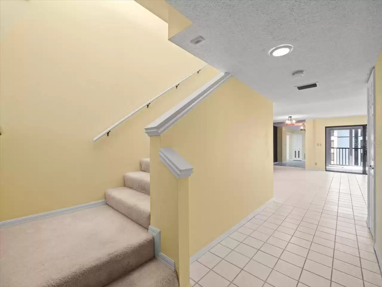 14820 RUE DE BAYONNE, CLEARWATER, Florida 33762, 3 Bedrooms Bedrooms, ,2 BathroomsBathrooms,Residential,For Sale,RUE DE BAYONNE,0,MFRU8240917
