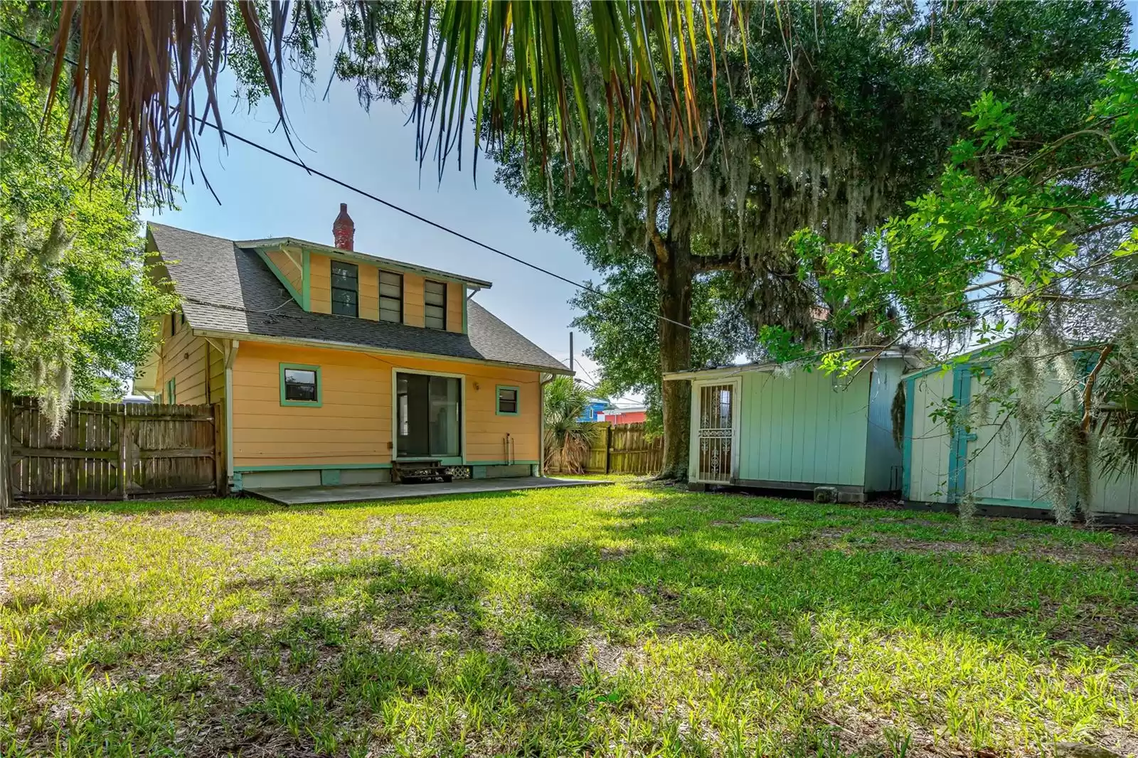 108 EMMETT STREET, DAYTONA BEACH, Florida 32114, 4 Bedrooms Bedrooms, ,2 BathroomsBathrooms,Residential,For Sale,EMMETT,MFRV4935983