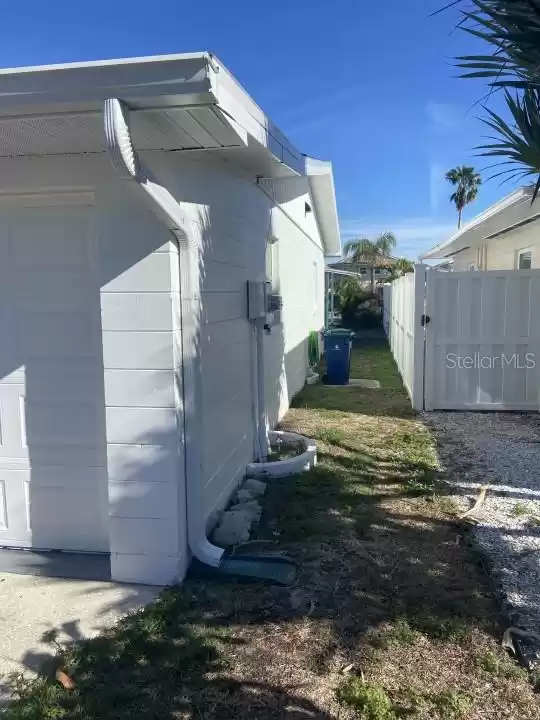 846 180TH AVENUE, REDINGTON SHORES, Florida 33708, 2 Bedrooms Bedrooms, ,1 BathroomBathrooms,Residential,For Sale,180TH,MFRO6198666