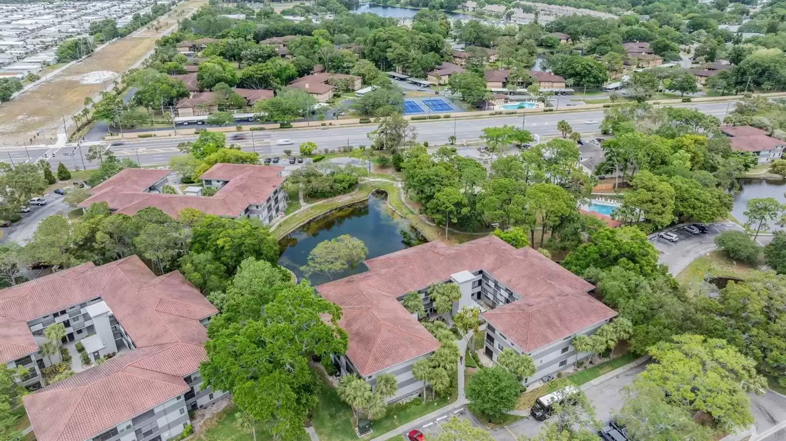 2650 COUNTRYSIDE BOULEVARD, CLEARWATER, Florida 33761, 2 Bedrooms Bedrooms, ,2 BathroomsBathrooms,Residential,For Sale,COUNTRYSIDE,MFRT3523165