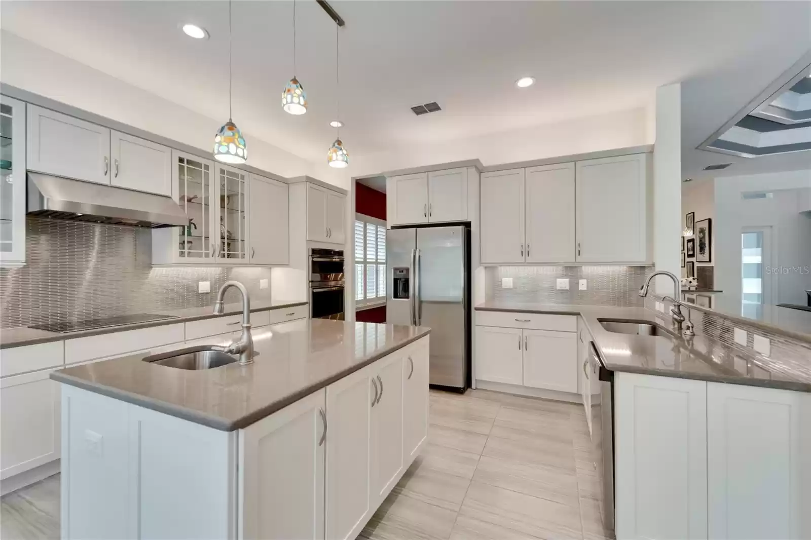 Kitchen w/Quartz Countertops