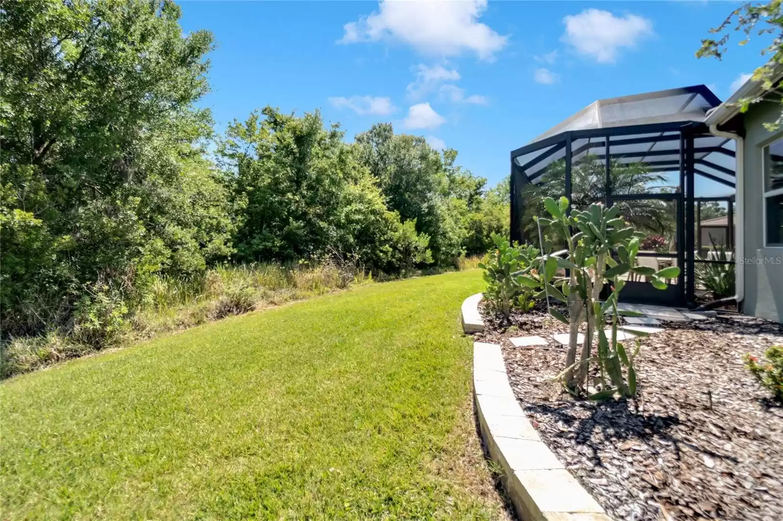 5036 EMERALD ISLE DRIVE, WIMAUMA, Florida 33598, 3 Bedrooms Bedrooms, ,3 BathroomsBathrooms,Residential,For Sale,EMERALD ISLE,MFRT3521816